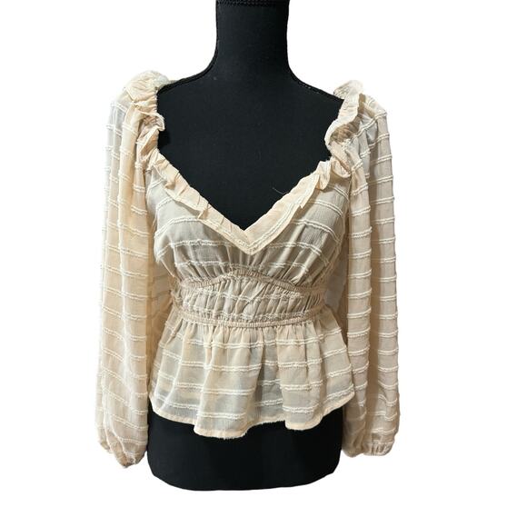 ASTR The Label NWT Off The Shoulder Blouse Sz XS Puff Sleeves Shimmer Peplum Top - Picture 2 of 5